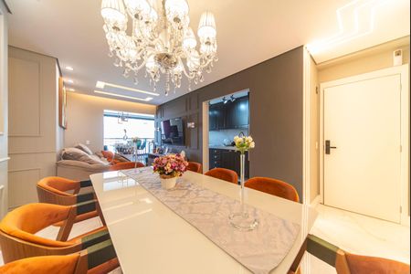 Apartamento à venda com 81m², 3 quartos e 2 vagasSala