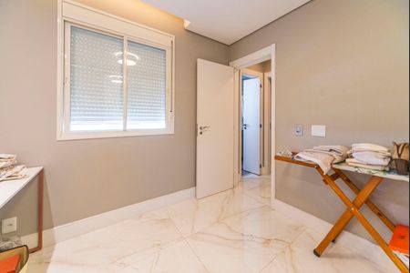 Apartamento à venda com 81m², 3 quartos e 2 vagasQuarto 2
