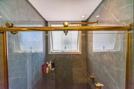 Apartamento à venda com 81m², 3 quartos e 2 vagasBanheiro