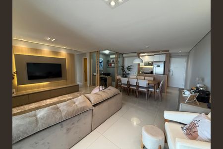 Apartamento à venda com 118m², 3 quartos e 2 vagasSala