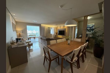 Apartamento à venda com 118m², 3 quartos e 2 vagasSala