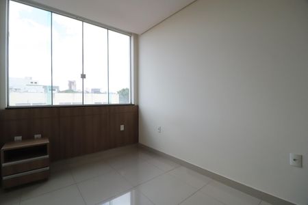 Apartamento para alugar com 160m², 3 quartos e 2 vagasSuíte 1