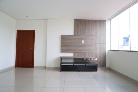 Sala de apartamento para alugar com 3 quartos, 160m² em Saraiva, Uberlândia