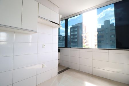 Apartamento para alugar com 170m², 3 quartos e 2 vagasCozinha