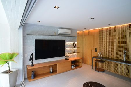 Sala de apartamento à venda com 3 quartos, 139m² em Barra da Tijuca, Rio de Janeiro