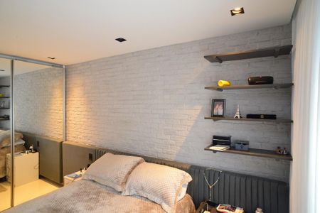 Apartamento à venda com 139m², 3 quartos e 2 vagas Apartamento à venda com 139m², 3 quartos e 2 vagasSuíte