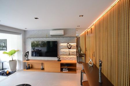 Apartamento à venda com 139m², 3 quartos e 2 vagas Apartamento à venda com 139m², 3 quartos e 2 vagasSala