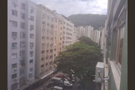Apartamento à venda com 47m², 1 quarto e sem vaga