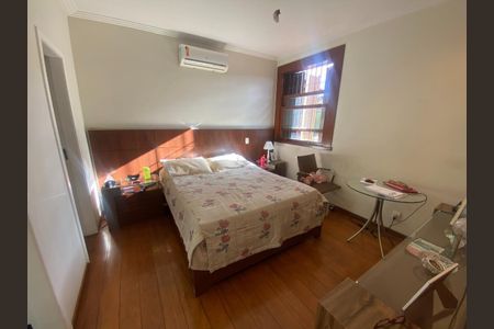 Casa à venda com 360m², 3 quartos e 3 vagas