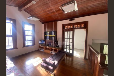 Casa à venda com 360m², 3 quartos e 3 vagas