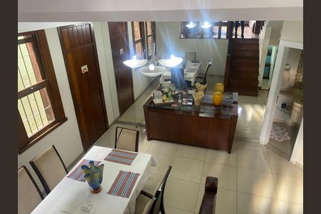 Casa à venda com 360m², 3 quartos e 3 vagas