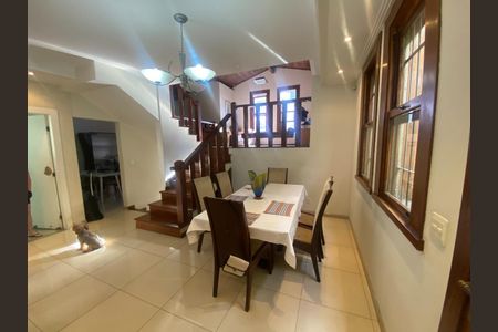 Casa à venda com 360m², 3 quartos e 3 vagas