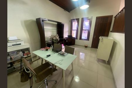 Casa à venda com 3 quartos, 360m² em Santa Amelia, Belo Horizonte