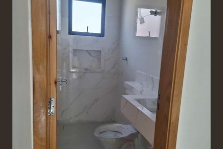 Casa à venda com 3 quartos, 106m² em Penha de França, São Paulo