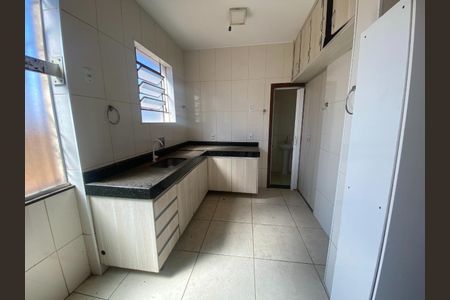 Casa à venda com 360m², 3 quartos e 4 vagas