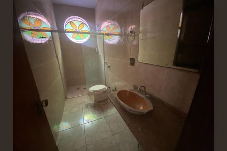 Casa à venda com 360m², 3 quartos e 4 vagas