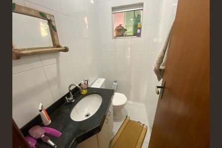 Casa à venda com 3 quartos, 140m² em Santa Monica, Belo Horizonte