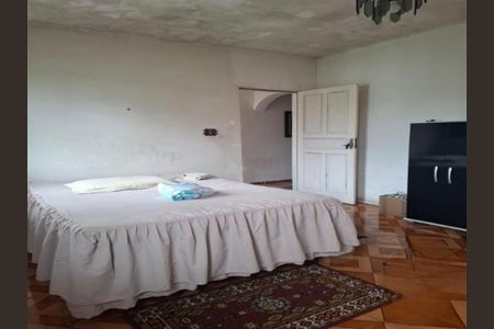 Casa à venda com 4 quartos, 224m² em Parque Boturussu, São Paulo