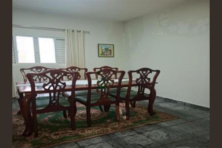 Casa à venda com 4 quartos, 224m² em Parque Boturussu, São Paulo