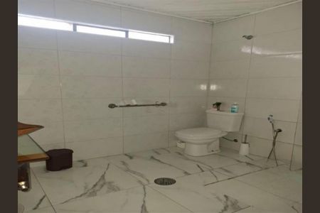 Casa à venda com 4 quartos, 224m² em Parque Boturussu, São Paulo