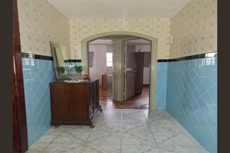 Casa à venda com 4 quartos, 224m² em Parque Boturussu, São Paulo