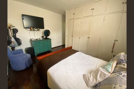 Casa à venda com 3 quartos, 360m² em Itapoã, Belo Horizonte