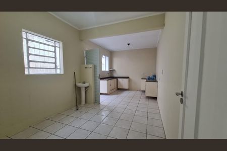 Casa à venda com 120m², 4 quartos e 1 vaga