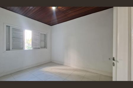 Casa à venda com 120m², 4 quartos e 1 vaga