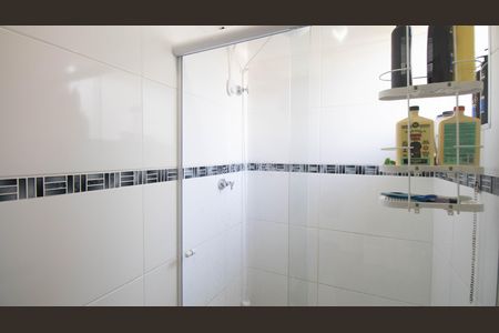 Casa de condomínio à venda com 65m², 2 quartos e 1 vaga Casa de condomínio à venda com 65m², 2 quartos e 1 vagaBanheiro da Suíte 1