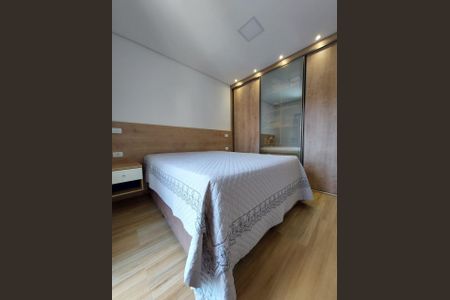 Casa à venda com 3 quartos, 200m² em Parque Oratório, Santo André