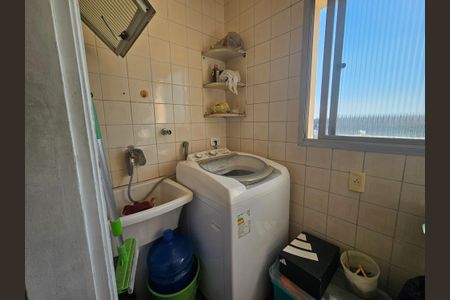 Apartamento para alugar com 58m², 2 quartos e 1 vagaÁrea de Serviço