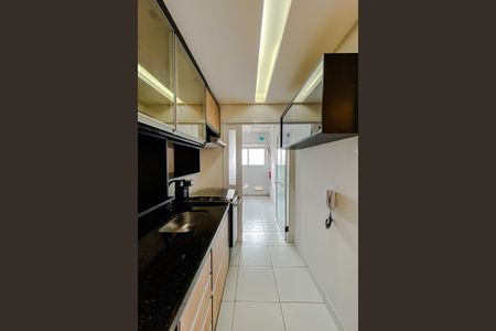 Apartamento à venda com 68m², 2 quartos e 1 vagaCozinha