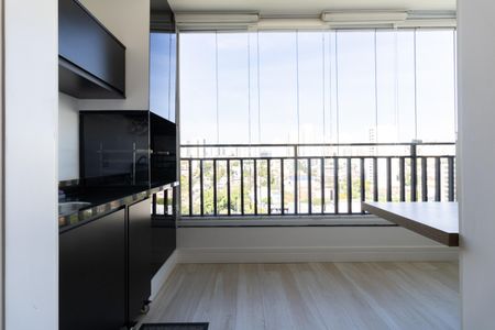 Apartamento à venda com 74m², 2 quartos e 2 vagasVaranda da Sala