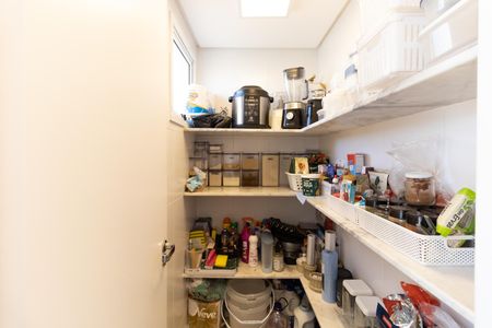 Apartamento à venda com 74m², 2 quartos e 2 vagasDispensa