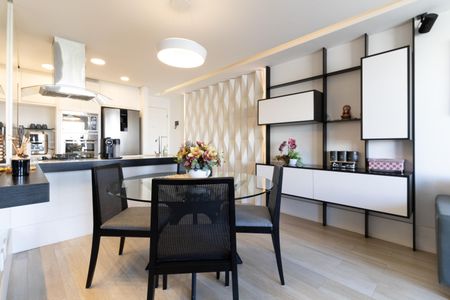 Apartamento à venda com 74m², 2 quartos e 2 vagasSala