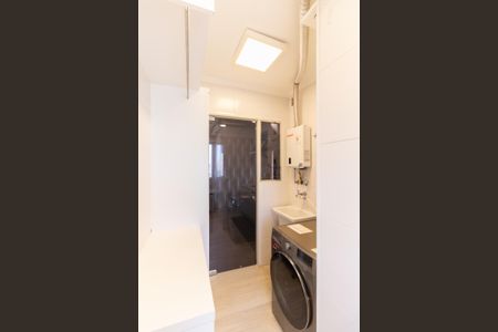 Apartamento à venda com 74m², 2 quartos e 2 vagasLavanderia