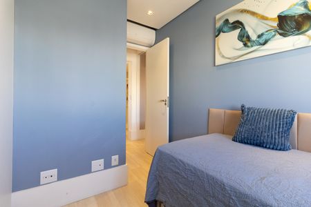 Apartamento à venda com 74m², 2 quartos e 2 vagasQuarto 2