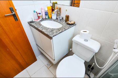 Apartamento à venda com 70m², 3 quartos e 1 vaga Apartamento à venda com 70m², 3 quartos e 1 vagaBanheiro Suite