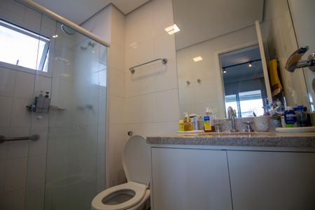 Studio à venda com 43m², 1 quarto e 1 vaga Studio à venda com 43m², 1 quarto e 1 vagaBanheiro