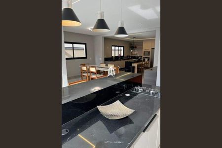 Casa à venda com 3 quartos, 290m² em Swiss Park, Campinas