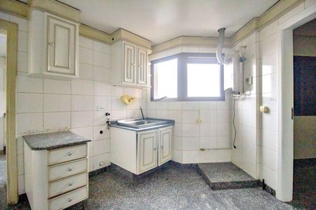 Apartamento à venda com 266m², 3 quartos e 4 vagas