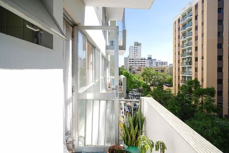 Varanda da sala de apartamento à venda com 2 quartos, 90m² em Santo Antônio, São Caetano do Sul