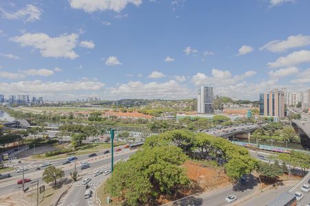 Vista da Varanda de apartamento para alugar com 2 quartos, 44m² em Pinheiros, São Paulo