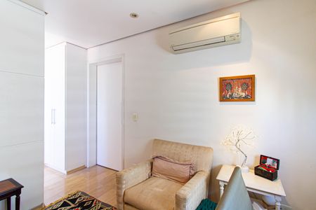 Apartamento à venda com 89m², 2 quartos e 2 vagasSuíte