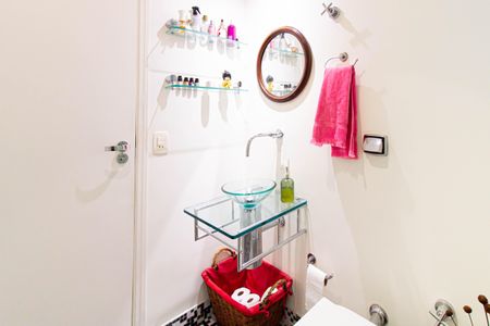 Apartamento à venda com 89m², 2 quartos e 2 vagasBanheiro