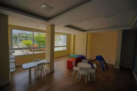 Foto 01 de apartamento à venda com 3 quartos, 70m² em Vila Sônia, São Paulo