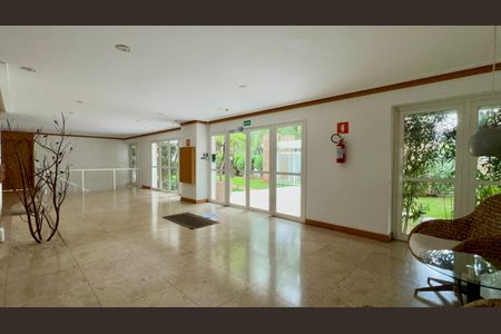 Apartamento à venda com 157m², 3 quartos e 3 vagas Apartamento à venda com 157m², 3 quartos e 3 vagasHall de entrada