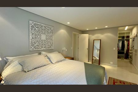 Apartamento à venda com 157m², 3 quartos e 3 vagas Apartamento à venda com 157m², 3 quartos e 3 vagasSuíte 3