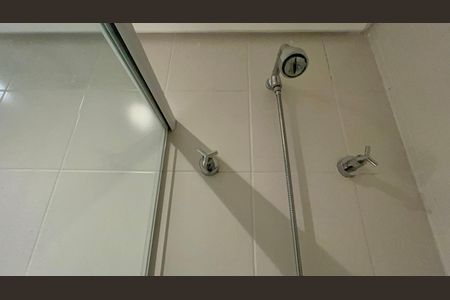 Apartamento à venda com 157m², 3 quartos e 3 vagas Apartamento à venda com 157m², 3 quartos e 3 vagasBanheiro da Suíte 1