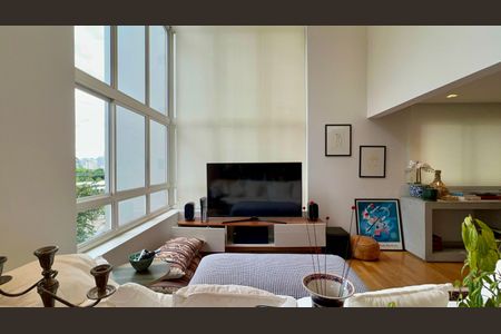 Apartamento à venda com 157m², 3 quartos e 3 vagas Apartamento à venda com 157m², 3 quartos e 3 vagasSala de TV